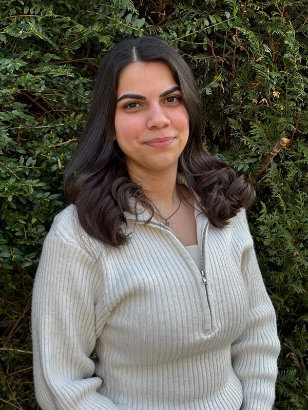 Selina Anar