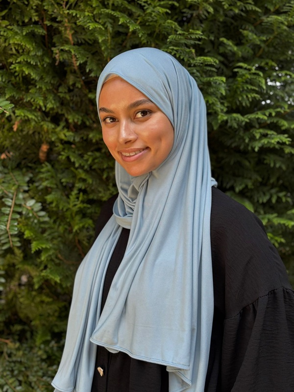 Jasmin Younis