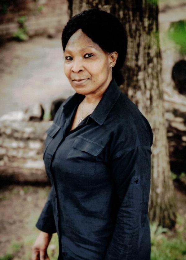 Leontine Afi Djoussu